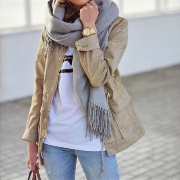 Lightweight Fall Jacket - Picture 4 of 8